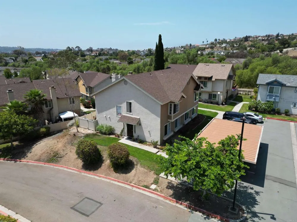 2041 MANZANA Way San Diego, CA 92139