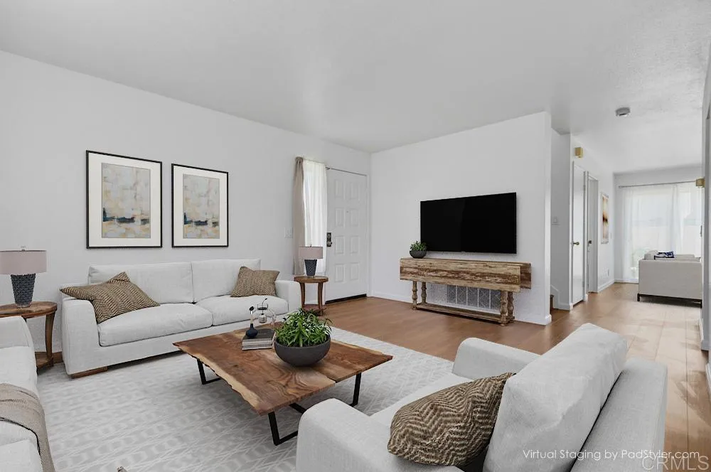 2041 MANZANA Way San Diego, CA 92139