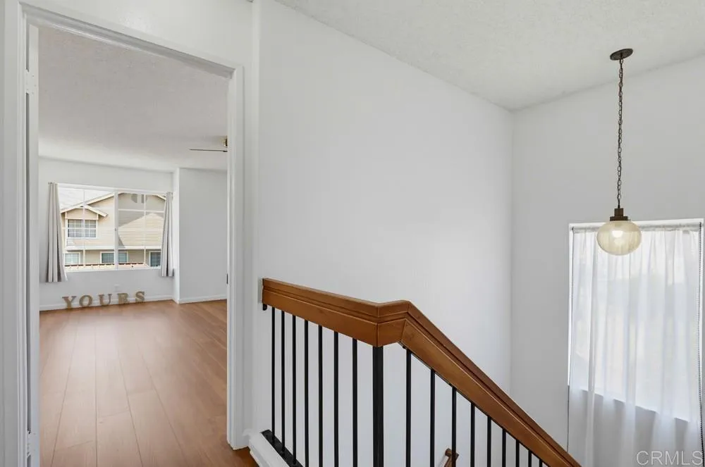 2041 MANZANA Way San Diego, CA 92139