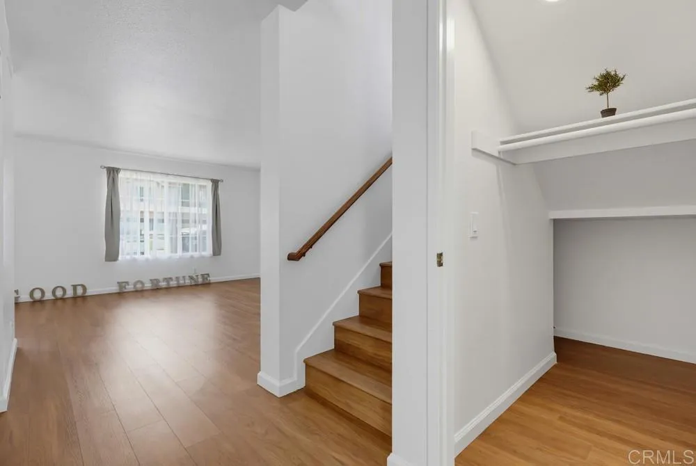 2041 MANZANA Way San Diego, CA 92139