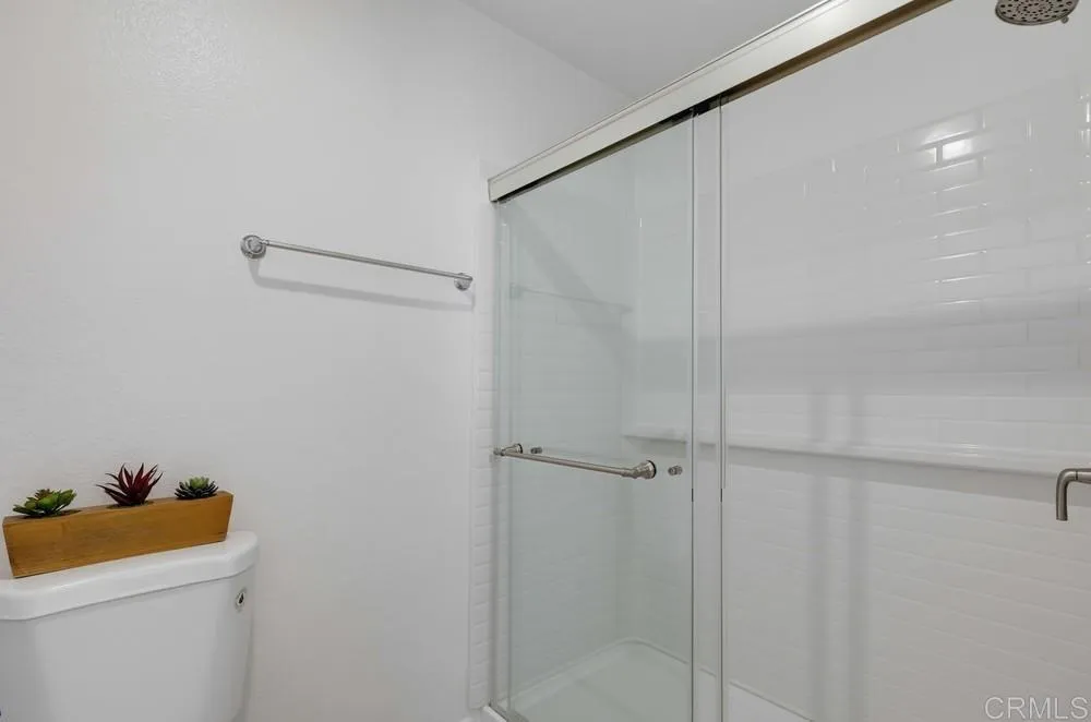 2041 MANZANA Way San Diego, CA 92139
