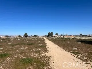 1234 MEDIO California City, CA 93505