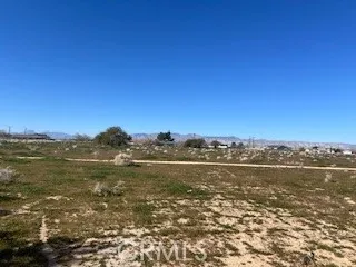 1234 MEDIO California City, CA 93505