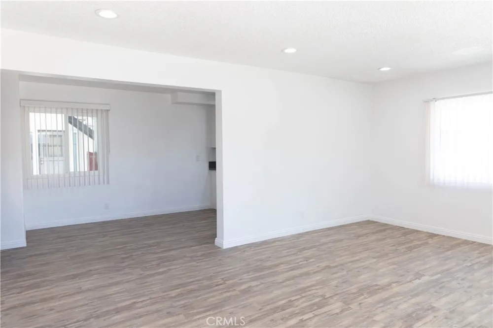 4834 W 118th Place Hawthorne, CA 90250