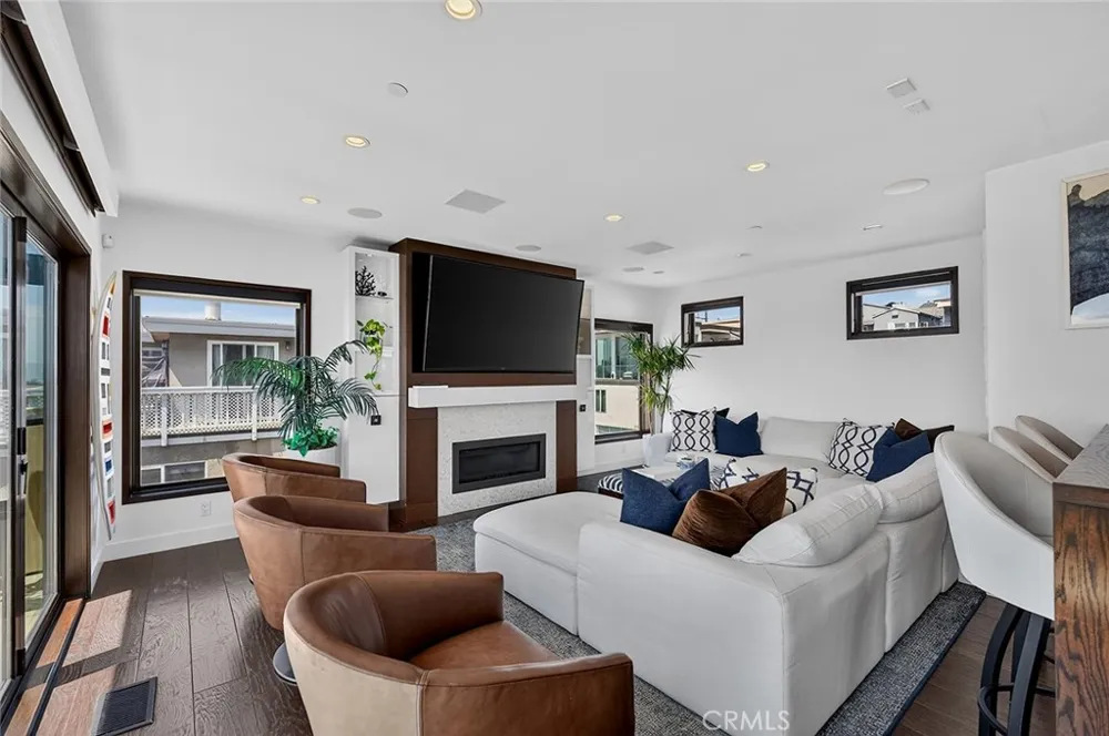 232 30th Manhattan Beach, CA 90266