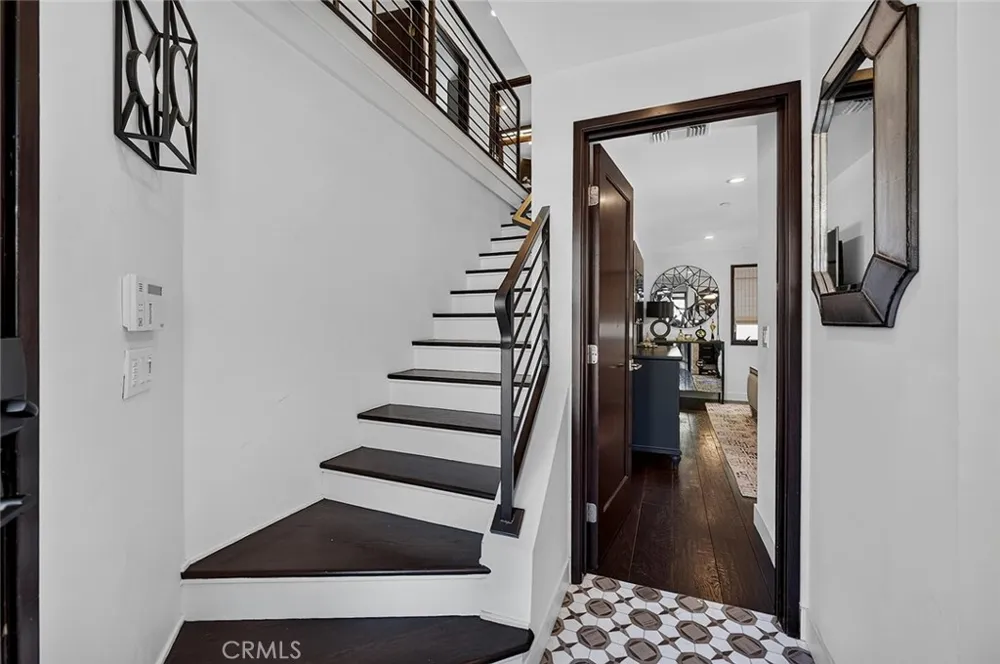 232 30th Manhattan Beach, CA 90266