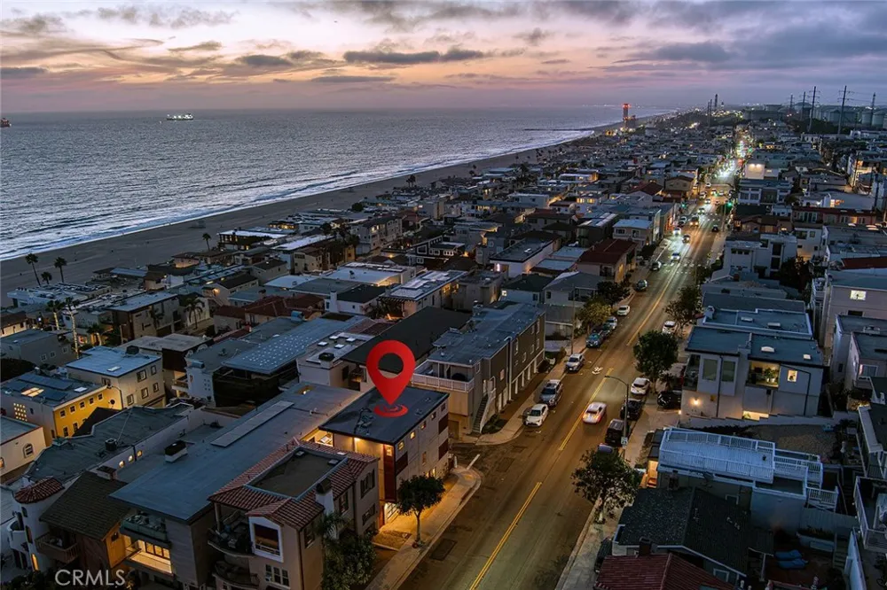 232 30th Manhattan Beach, CA 90266