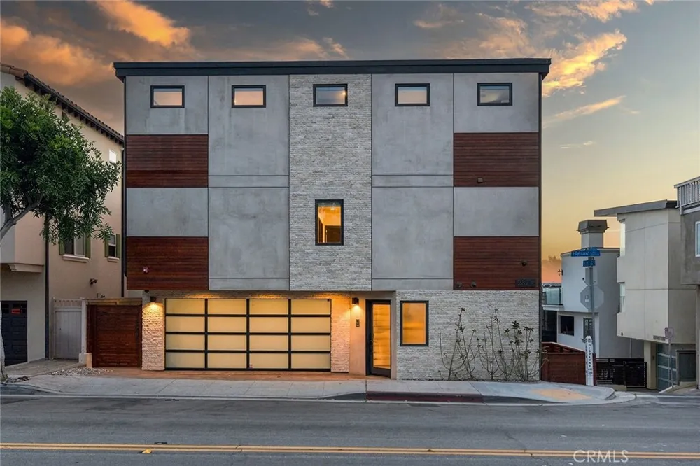 232 30th Manhattan Beach, CA 90266