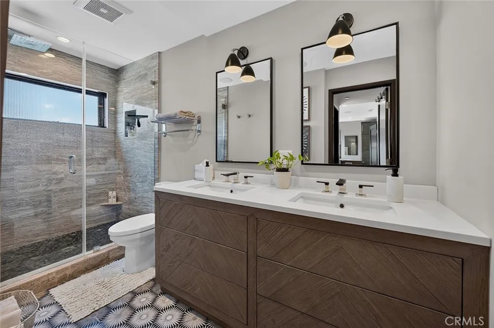232 30th Manhattan Beach, CA 90266