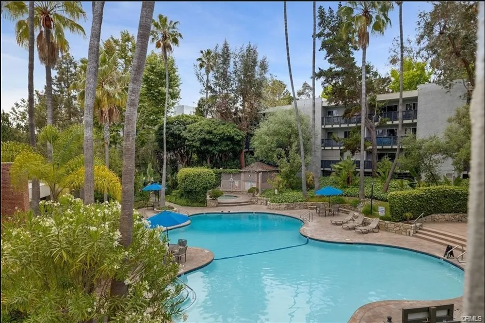 3611 W. Hidden Lane #C Rolling Hills Estates, CA 90274