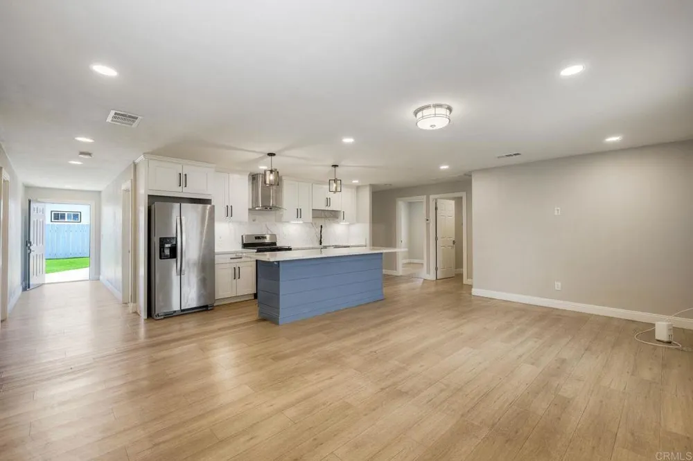 578 Elkelton Boulevard Spring Valley, CA 91977