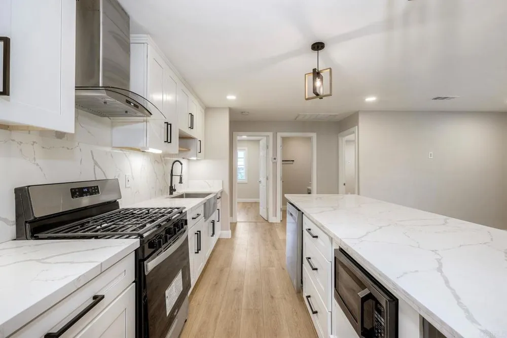 578 Elkelton Boulevard Spring Valley, CA 91977