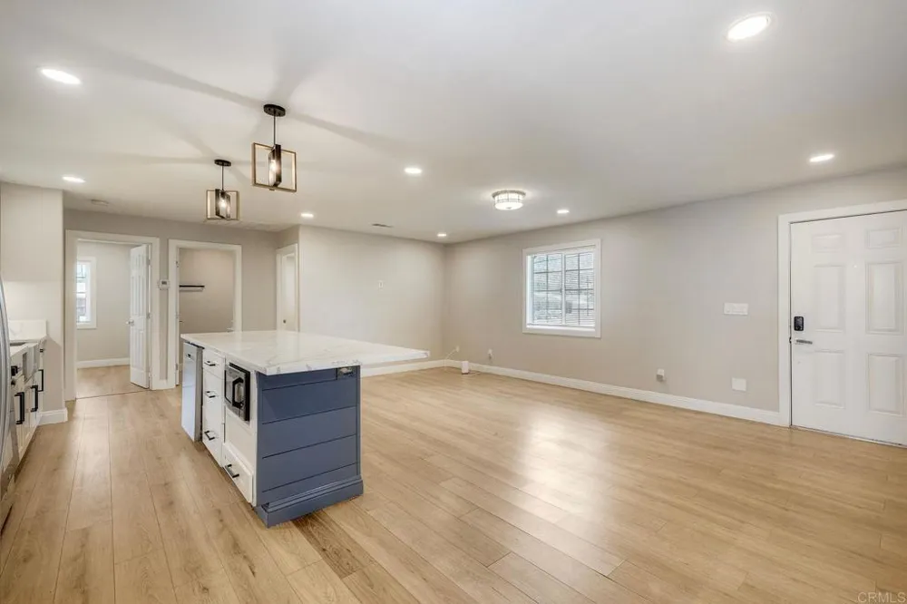 578 Elkelton Boulevard Spring Valley, CA 91977