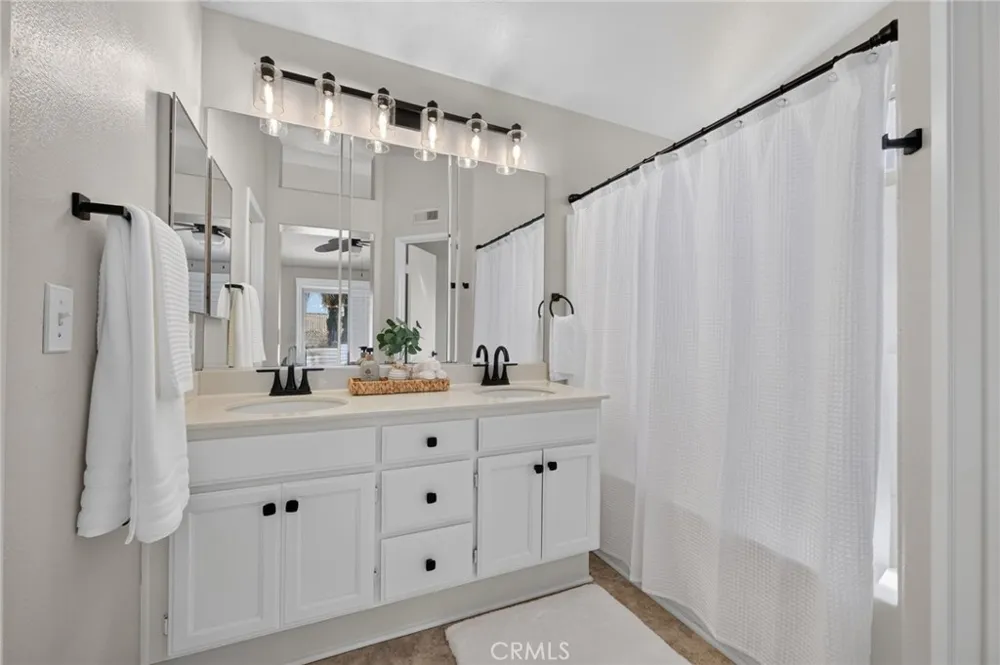 44885 Corte Casa Temecula, CA 92592