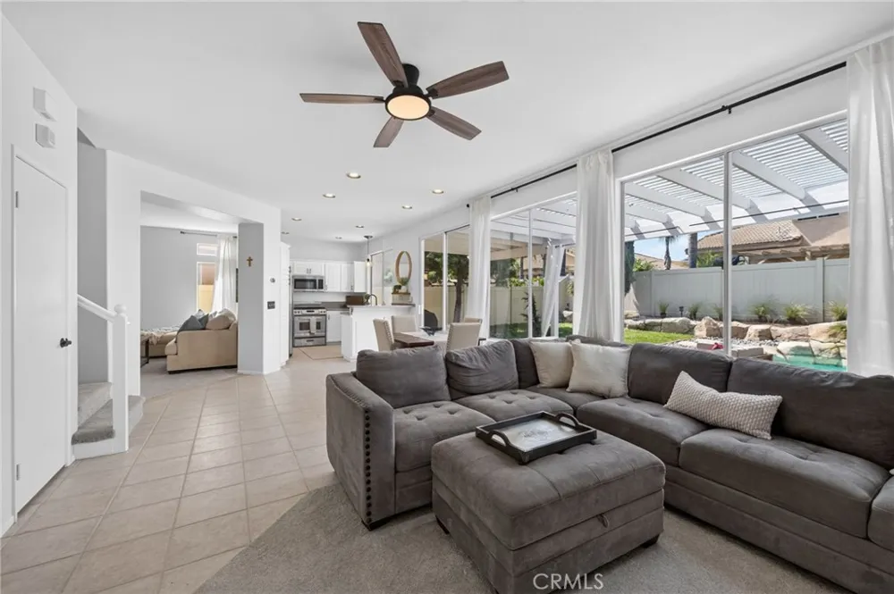 44885 Corte Casa Temecula, CA 92592