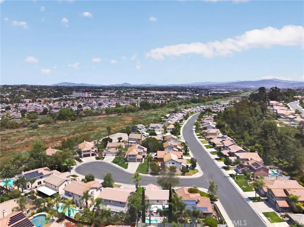 44885 Corte Casa Temecula, CA 92592