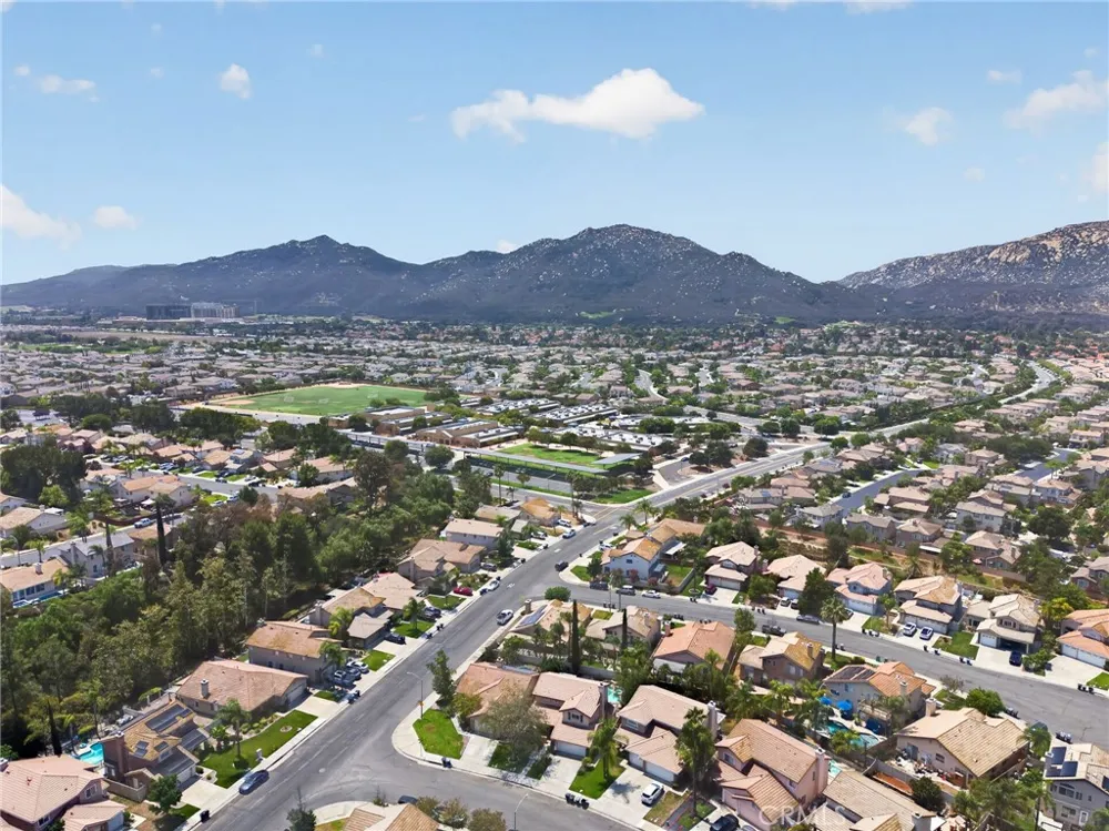 44885 Corte Casa Temecula, CA 92592