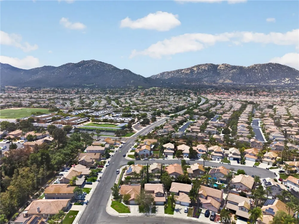 44885 Corte Casa Temecula, CA 92592