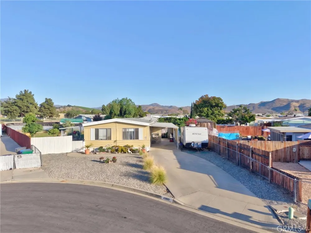 43831 Rassle Hemet, CA 92544