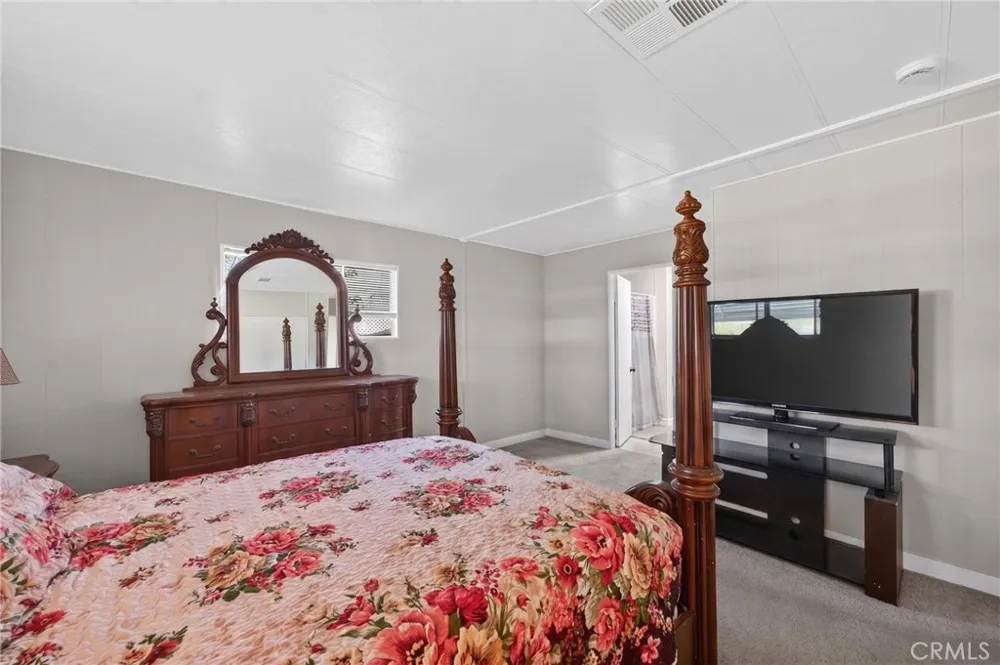 43831 Rassle Hemet, CA 92544