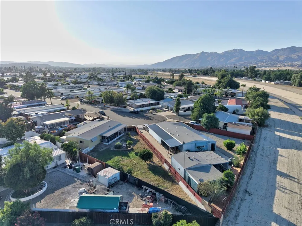 43831 Rassle Hemet, CA 92544