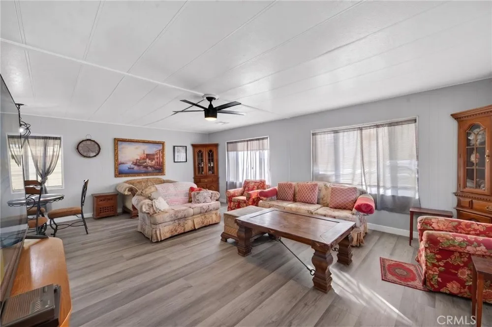 43831 Rassle Hemet, CA 92544