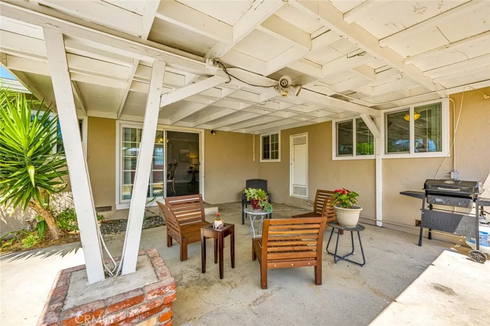 11812 Peacock Court Garden Grove, CA 92841