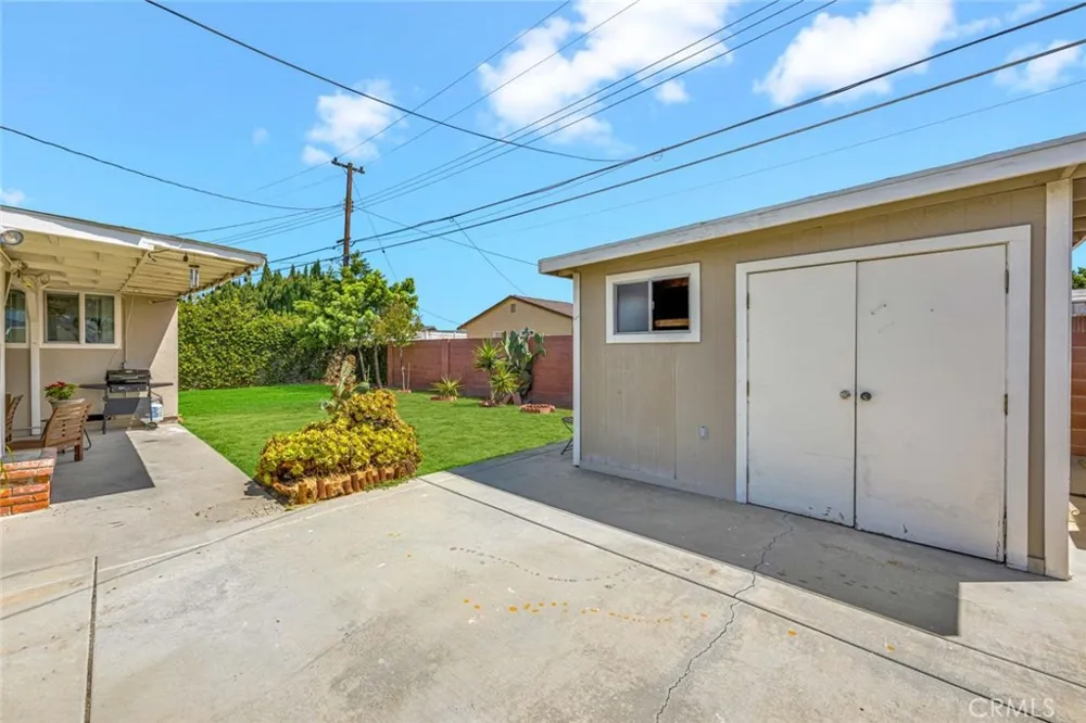 11812 Peacock Court Garden Grove, CA 92841