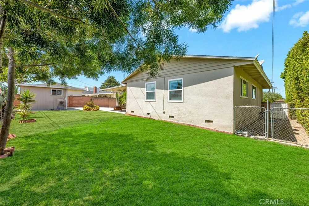 11812 Peacock Court Garden Grove, CA 92841