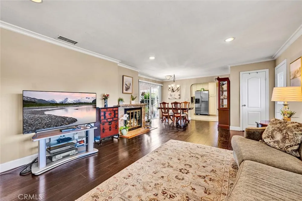 11812 Peacock Court Garden Grove, CA 92841