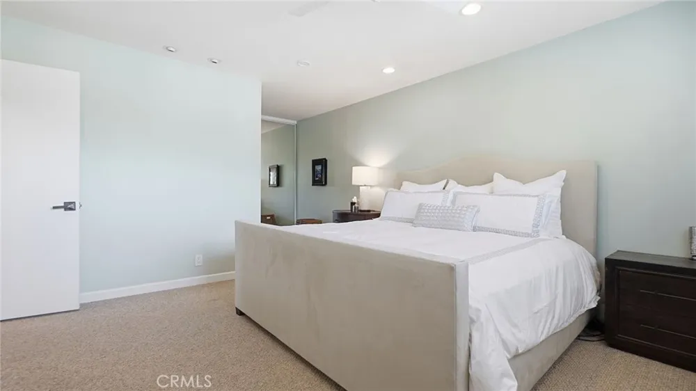 2336 Cynthia Court Costa Mesa, CA 92627