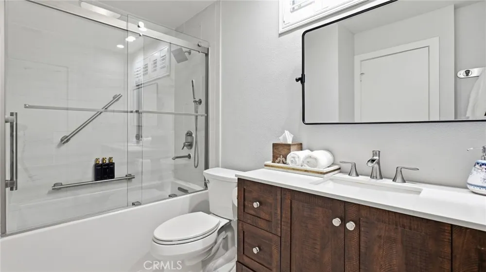 2336 Cynthia Court Costa Mesa, CA 92627