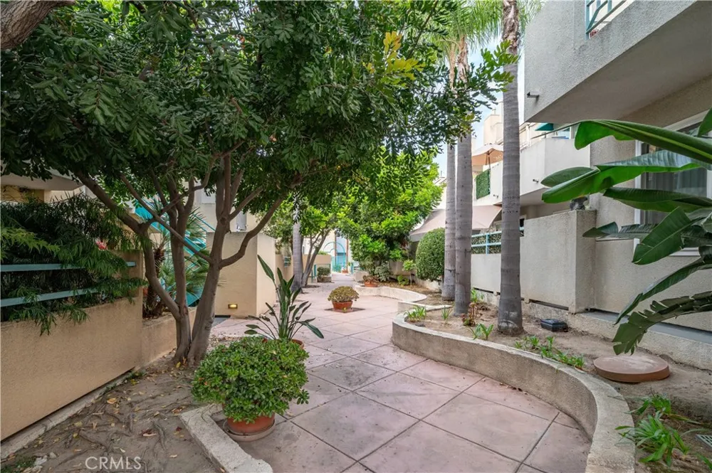 433 E Tamarack #149 Inglewood, CA 90301