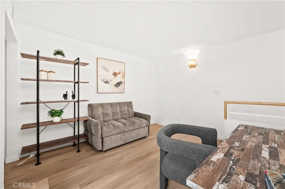 433 E Tamarack #149 Inglewood, CA 90301