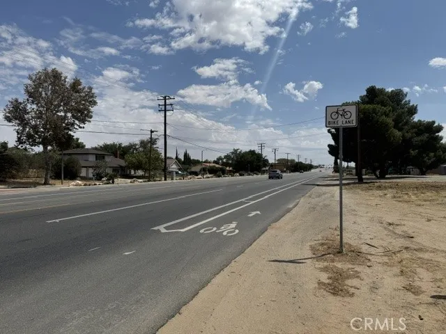 1610 W Ave L Lancaster, CA 93543