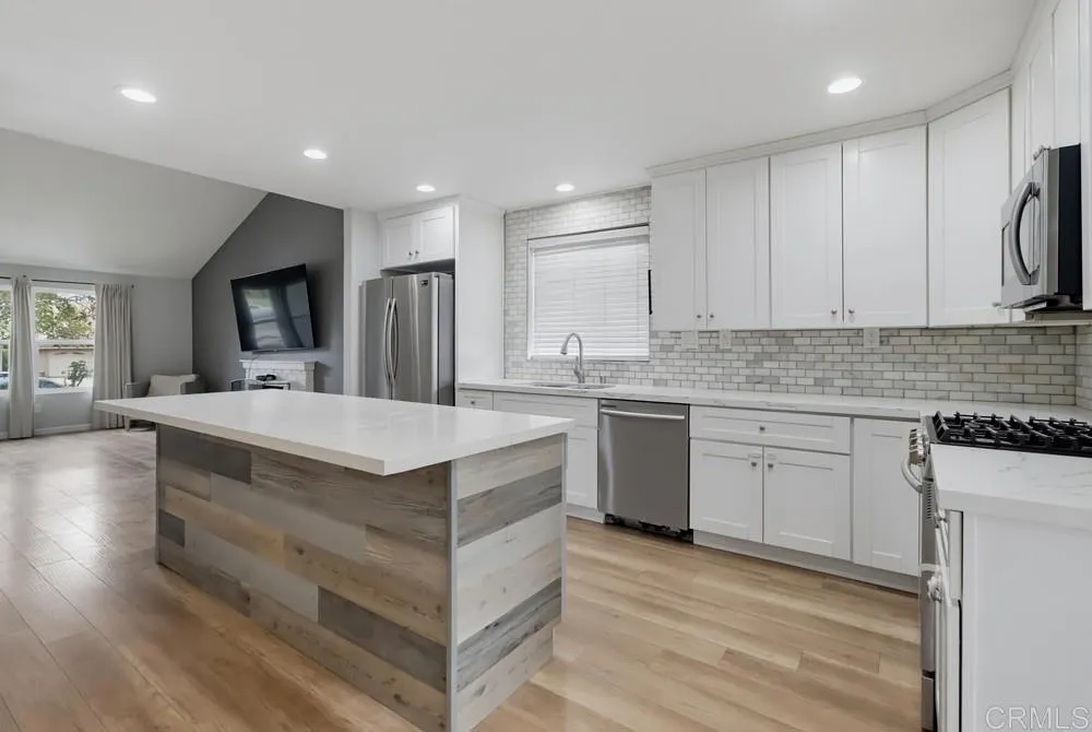9108 Christiana Street Spring Valley, CA 91977
