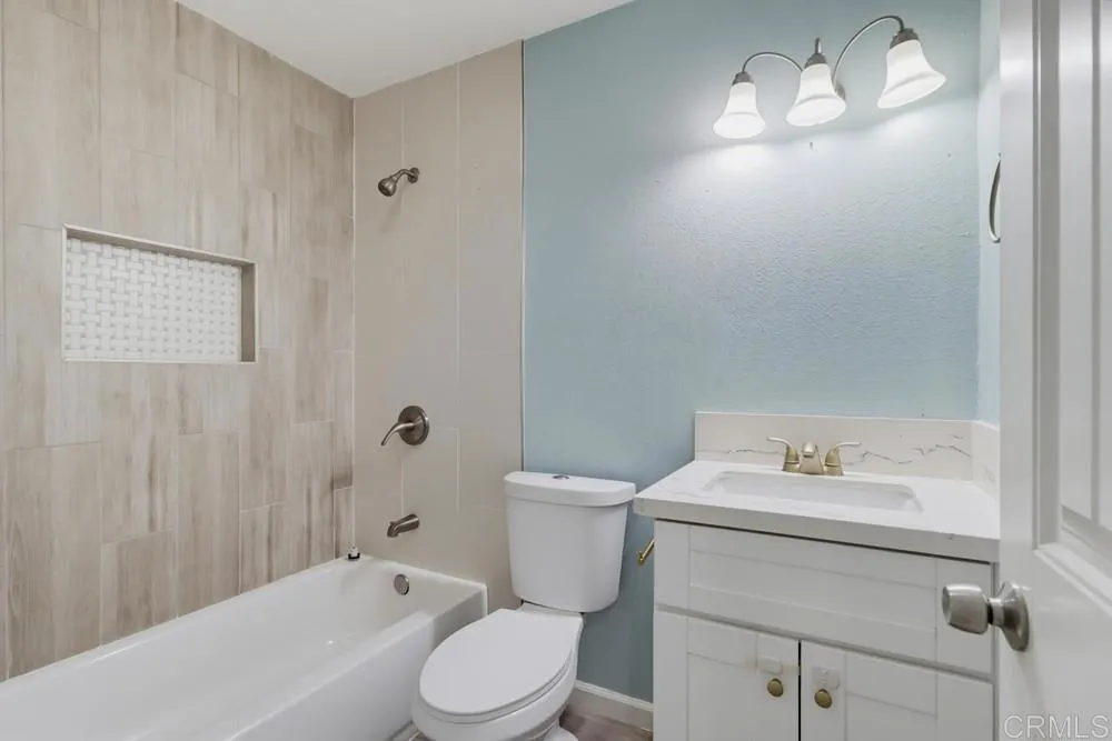 9108 Christiana Street Spring Valley, CA 91977