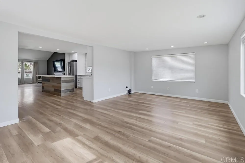 9108 Christiana Street Spring Valley, CA 91977