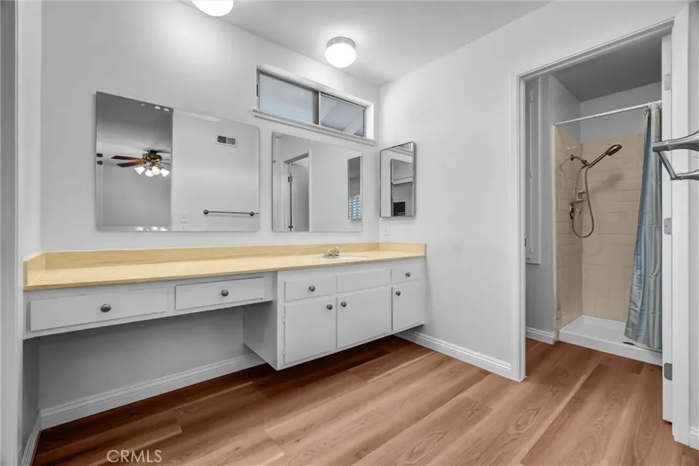 17362 Breda Lane Huntington Beach, CA 92649