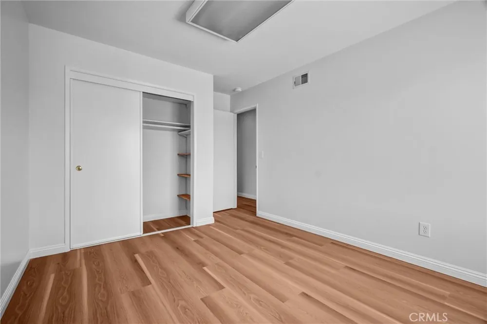 17362 Breda Lane Huntington Beach, CA 92649