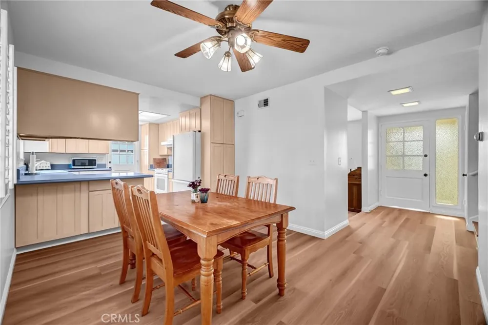 17362 Breda Lane Huntington Beach, CA 92649