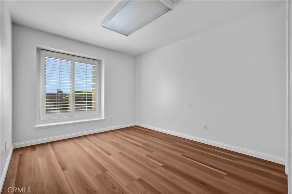 17362 Breda Lane Huntington Beach, CA 92649