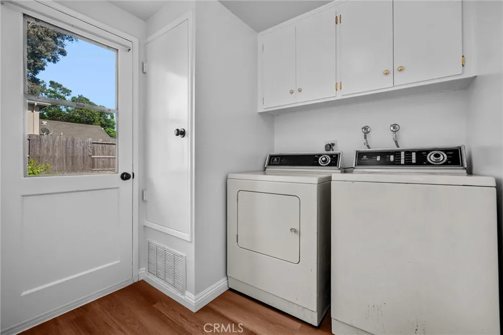 17362 Breda Lane Huntington Beach, CA 92649