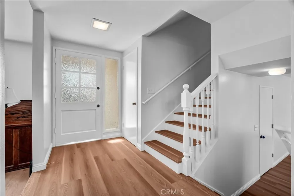 17362 Breda Lane Huntington Beach, CA 92649