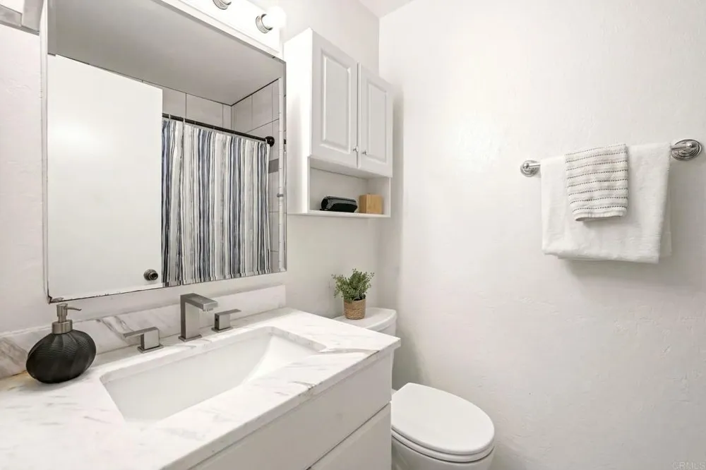 8764 Wahl Street Santee, CA 92071