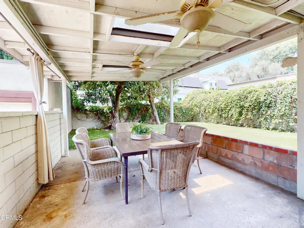 4743 Briggs Avenue La Crescenta, CA 91214