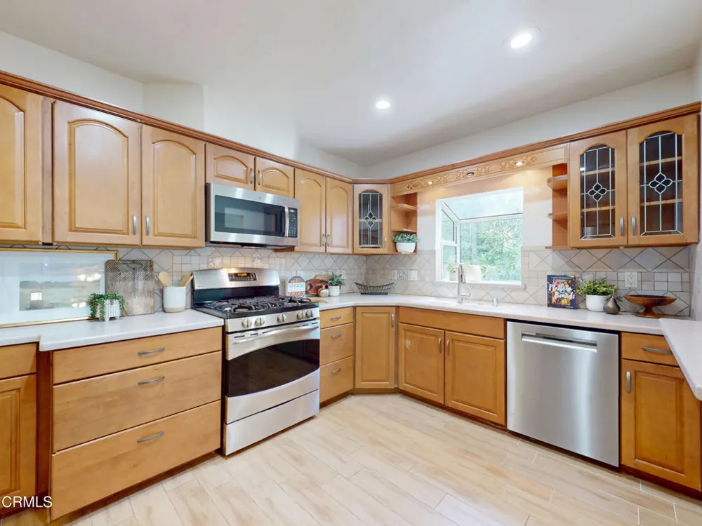 4743 Briggs Avenue La Crescenta, CA 91214