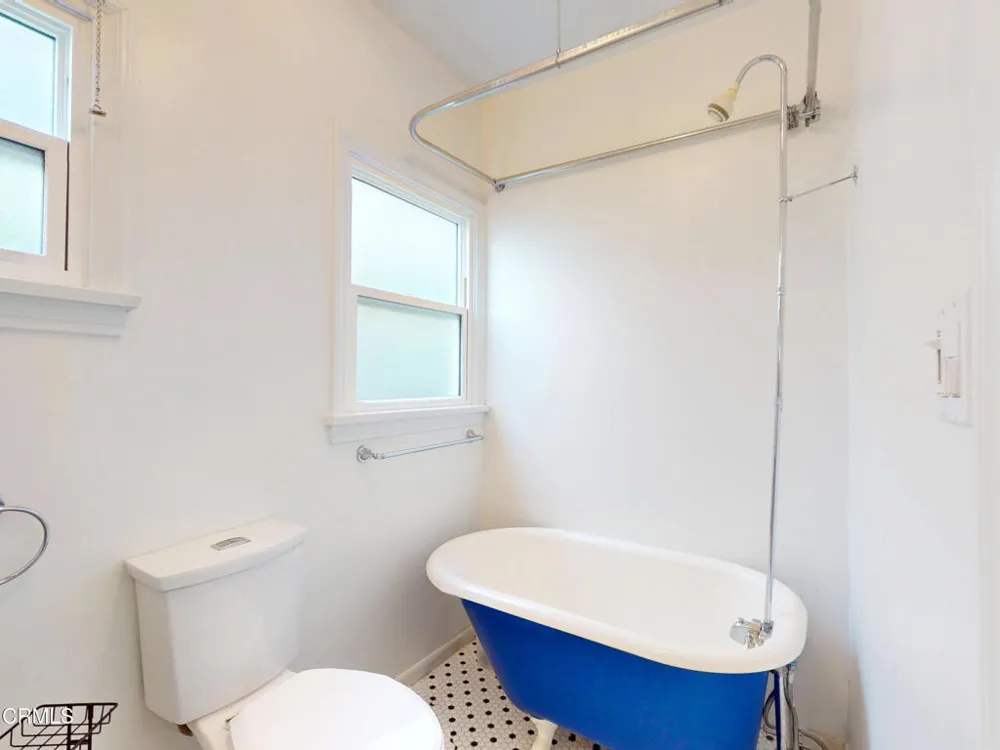 4743 Briggs Avenue La Crescenta, CA 91214