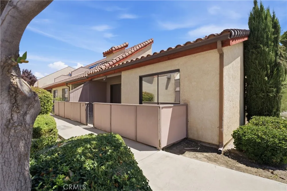 43334 32nd W #34 Lancaster, CA 93536
