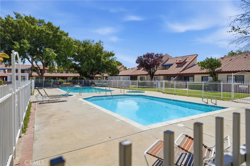43334 32nd W #34 Lancaster, CA 93536
